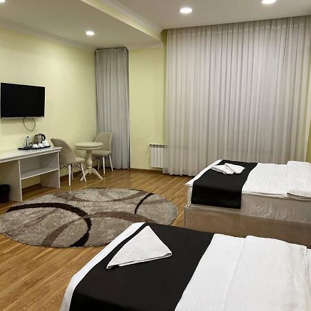 Queens 2 Hotel طشقند المظهر الخارجي الصورة