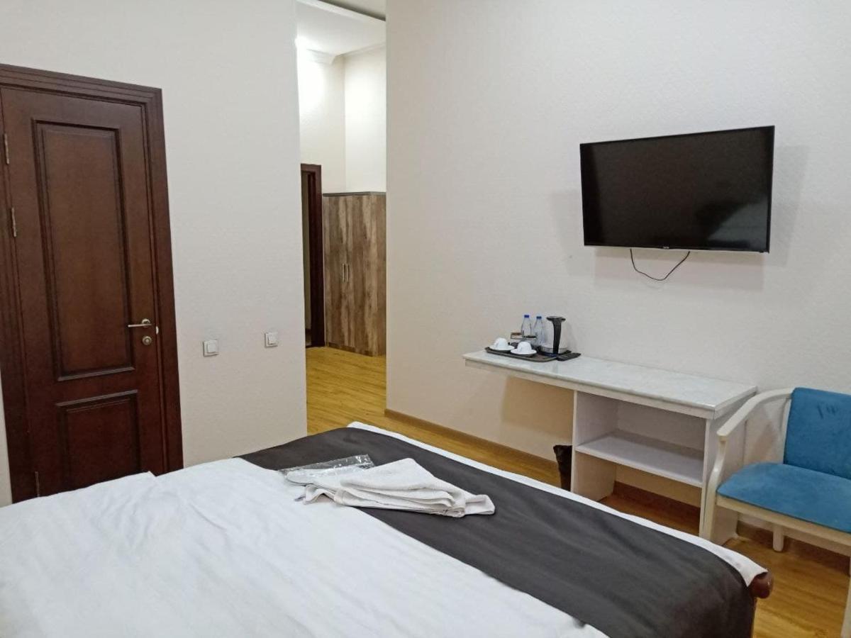Queens 2 Hotel طشقند المظهر الخارجي الصورة